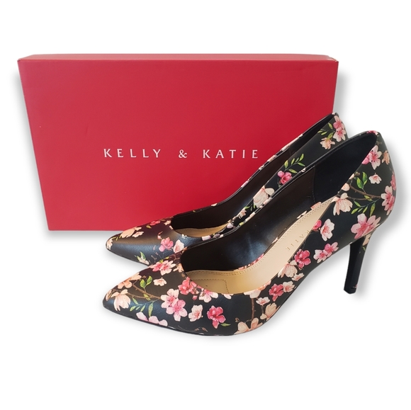 Kelly & Katie Shoes - Kelly and Katie Floral Pump Heels worn once no box